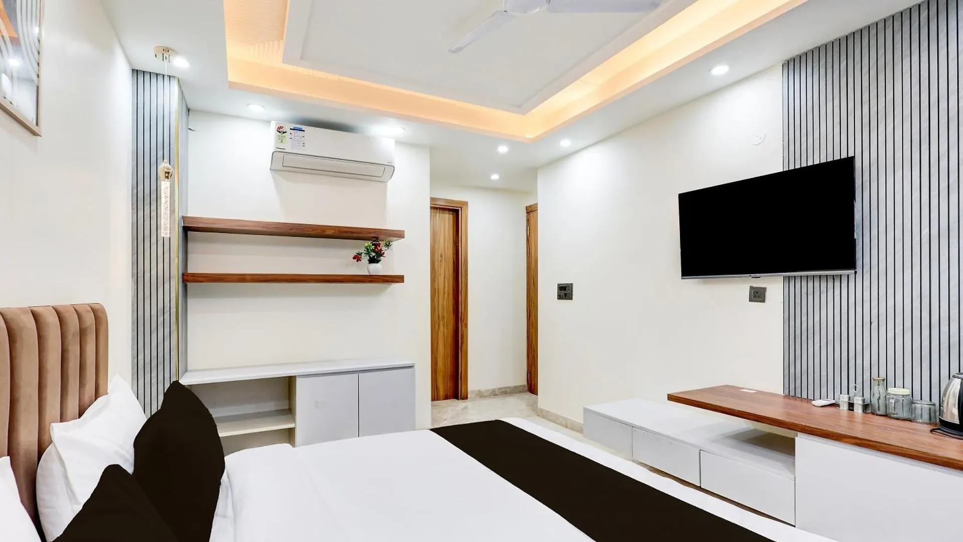 Super Hotel O Sector 43 Gurgaon Indien
